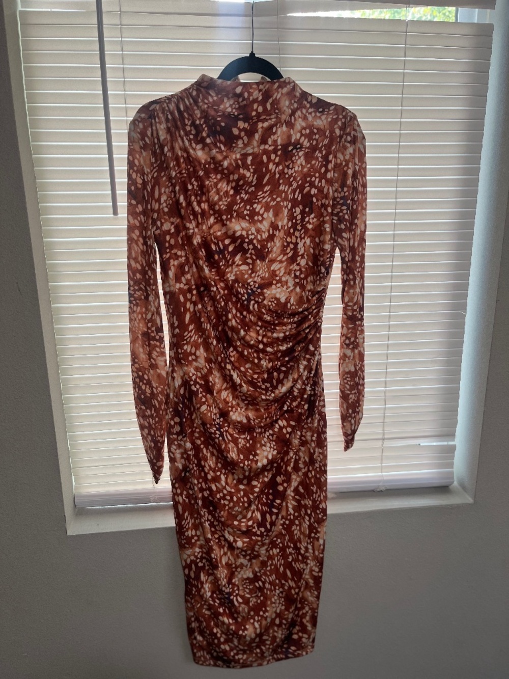 Kim Bodycon Long Sleeve Midi Dress